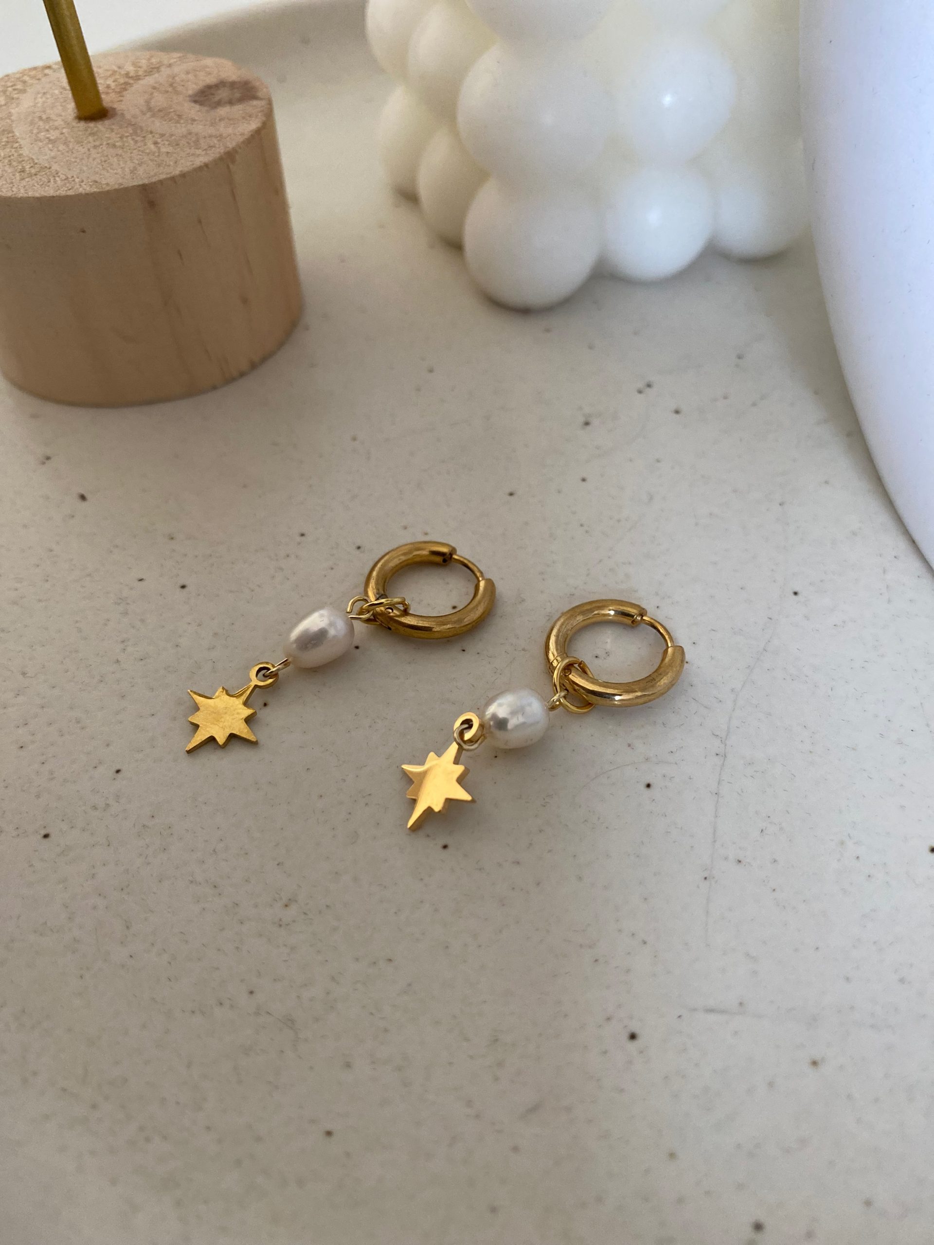 8BA2E985-65BB-46A4-BE8F-260FA1BE4D46